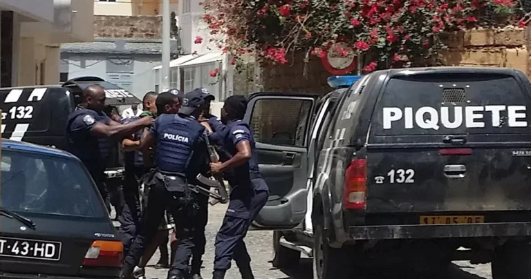 Cape Verde prison security officers threaten strike over safety concerns