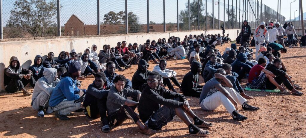 Libyan security forces free 44 migrants from detention camp south of Tobruk