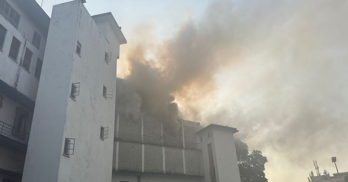Fire breaks out at Sierra Leone’s presidential palace while president bio visits Turkey