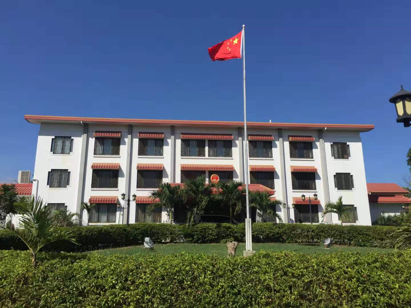 Chinese embassy backs Guinea's mining reforms, urges compliance from Chinese firms