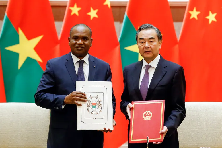 Burkina Faso envoy hails blossoming ties with China at Beijing media seminar