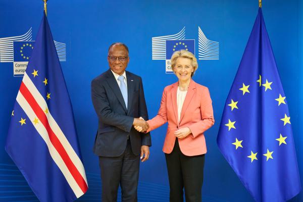 EU deepens ties with Cape Verde during strategic visit to renewable energy and port projects