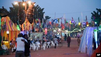 Theatre of healing: how drama is easing the trauma of displaced people in Burkina Faso