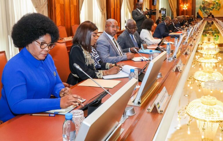 Gabon’s council of ministers convenes in Libreville amid decentralization and political reform talks