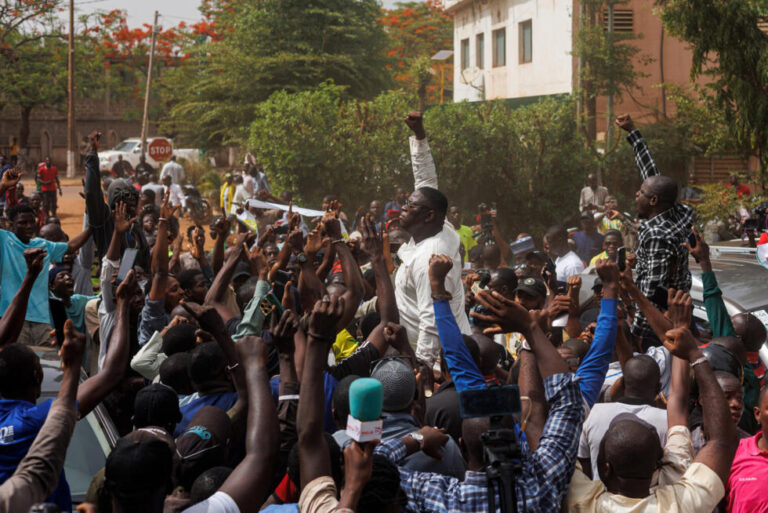 Mali’s supreme court orders dissolved political parties to justify use of public funds