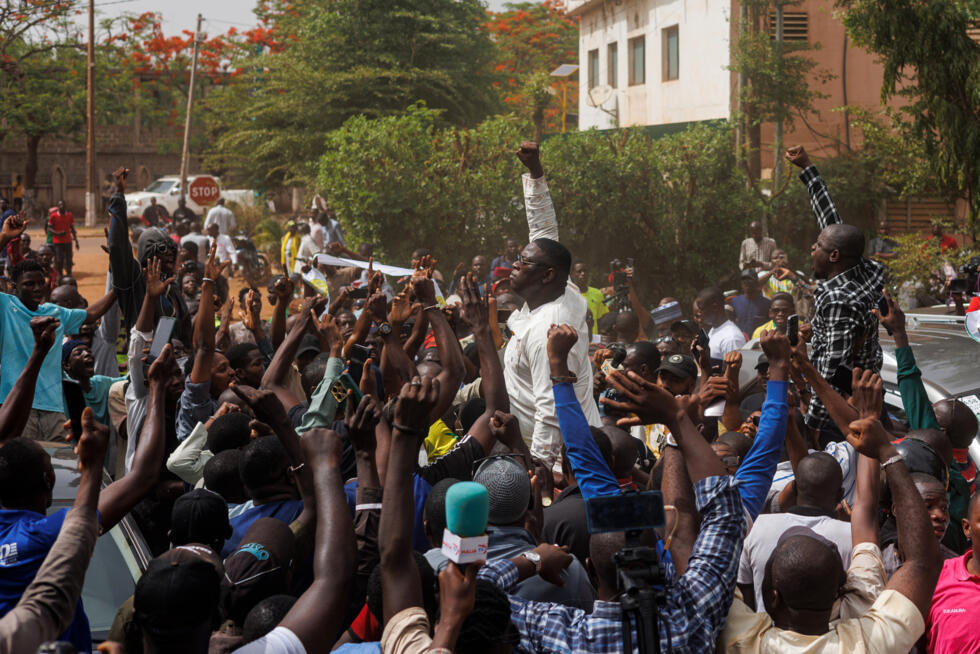 Mali’s supreme court orders dissolved political parties to justify use of public funds