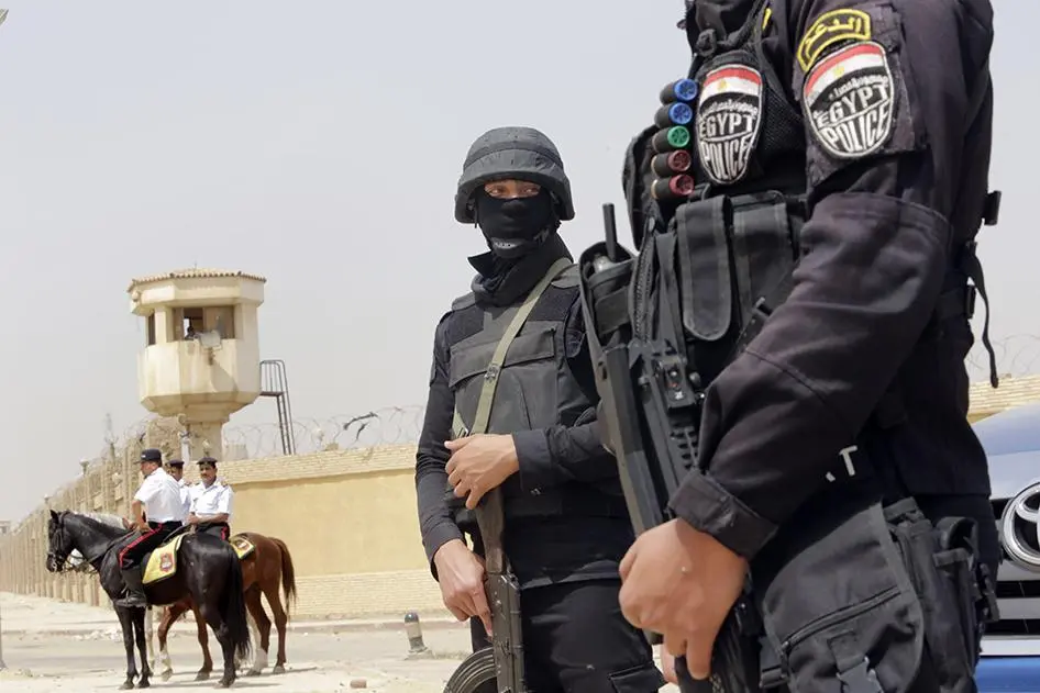 Egypt: assiut police officers lead humanitarian blood donation campaign