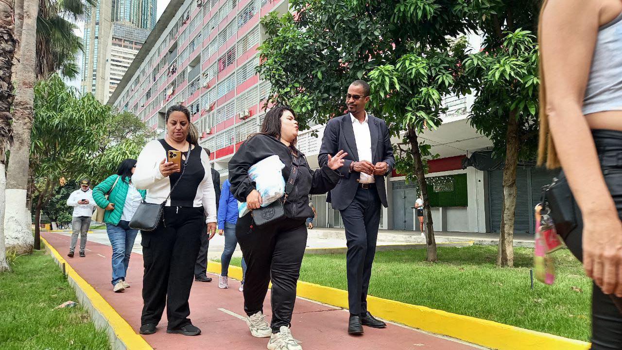 Guinea-Bissau and Venezuela strengthen infrastructure ties with housing and road development pact