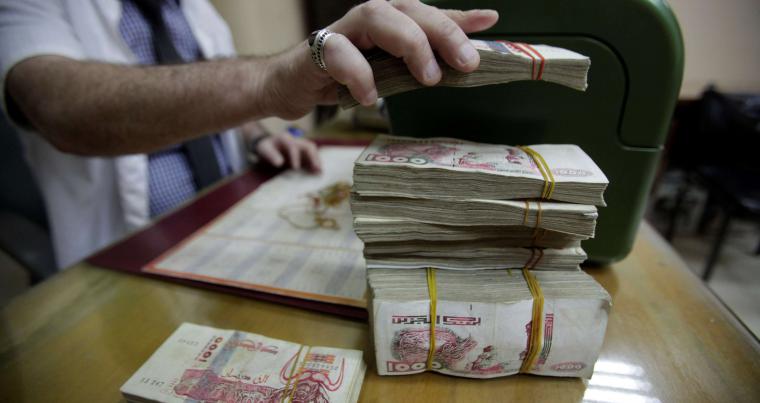 Algeria: Over €136,000 seized in major currency smuggling bust at Algiers airport