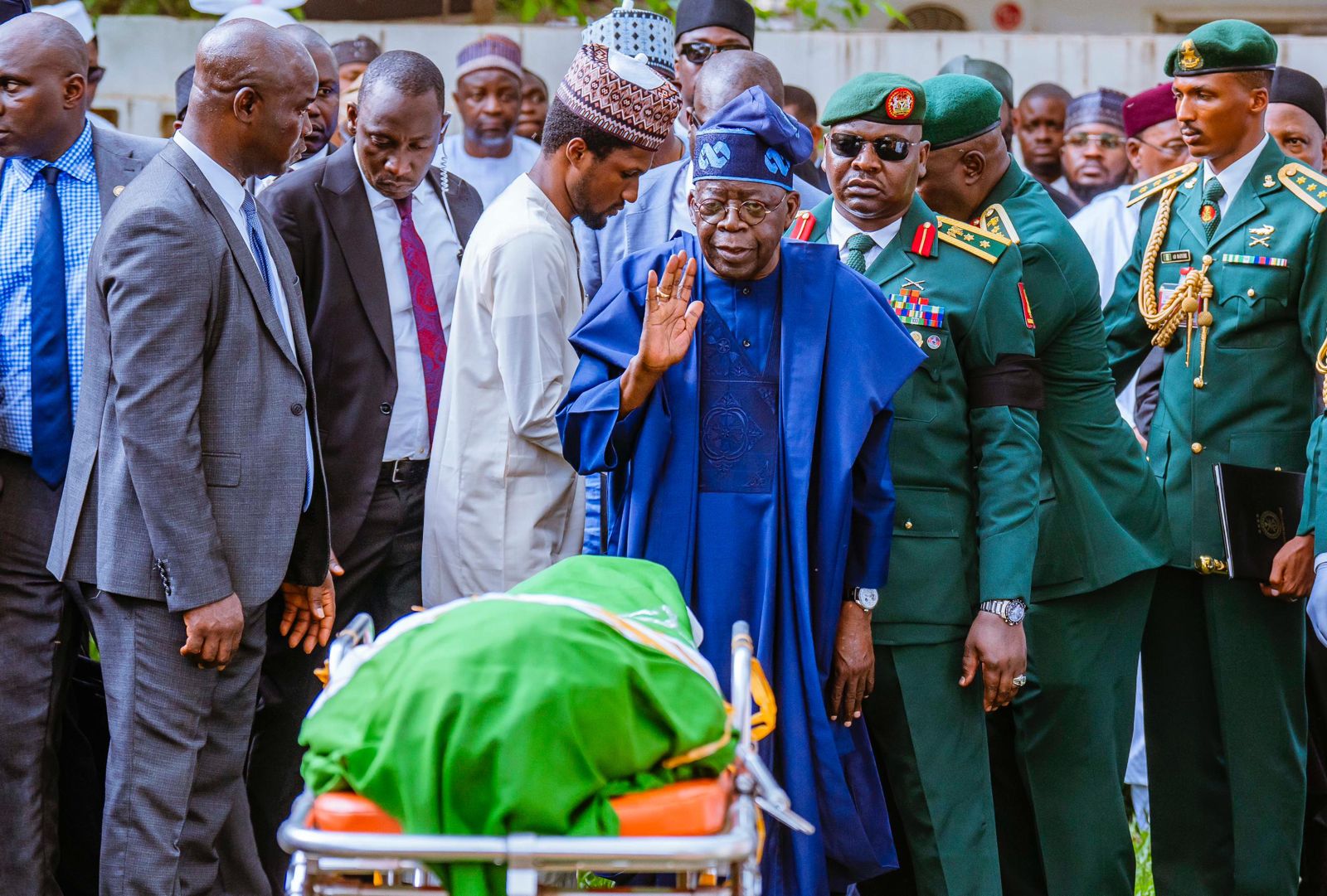 Cameroon pays solemn tribute to late Nigerian leader Muhammadu Buhari