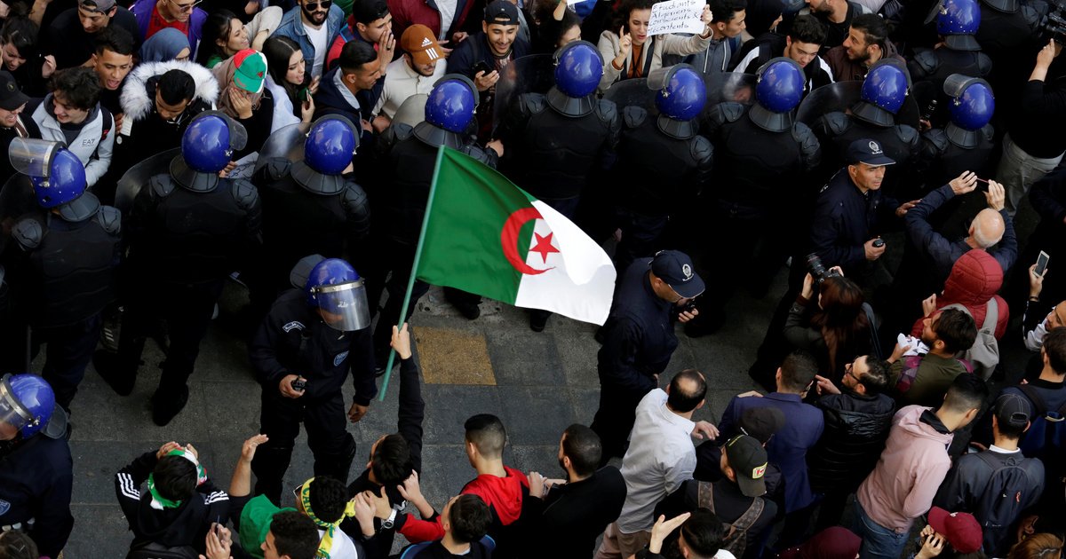 Algeria: July 28 marked by African sporting milestones, political unrest, scientific breakthroughs and global health campaigns