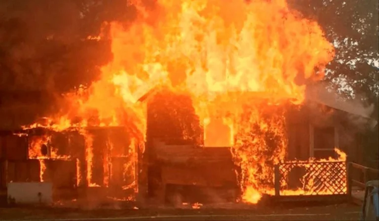 Benin: Family in Malanville loses everything in devastating house fire