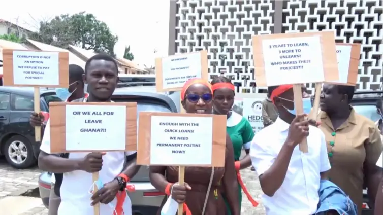 Ghana: spending cuts seen as vital for stability but threaten jobs and public services