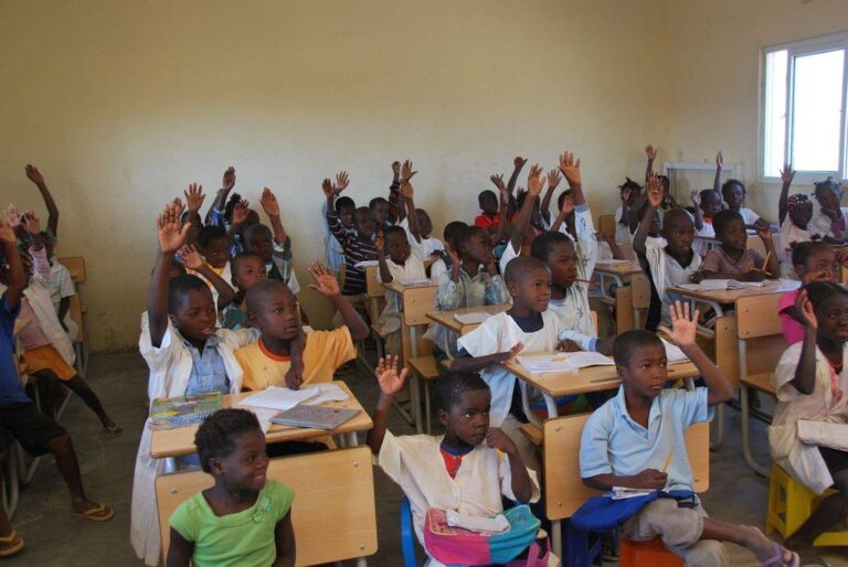 Angola: government to build over 50 new schools to tackle out-of-school children crisis