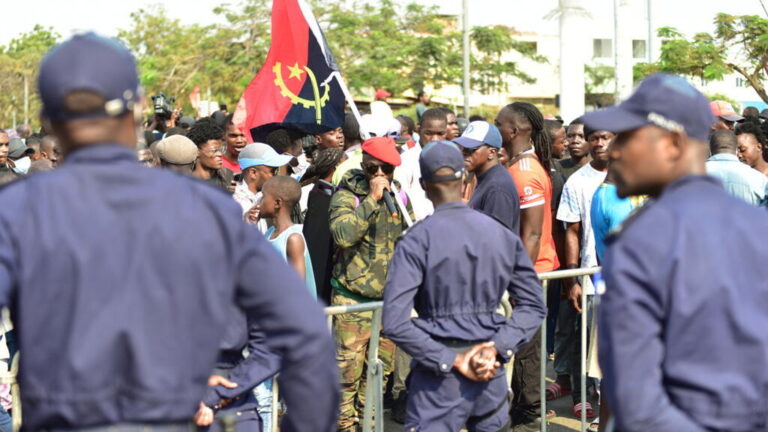 Angola: João Lourenço defends police repression amid deadly riots