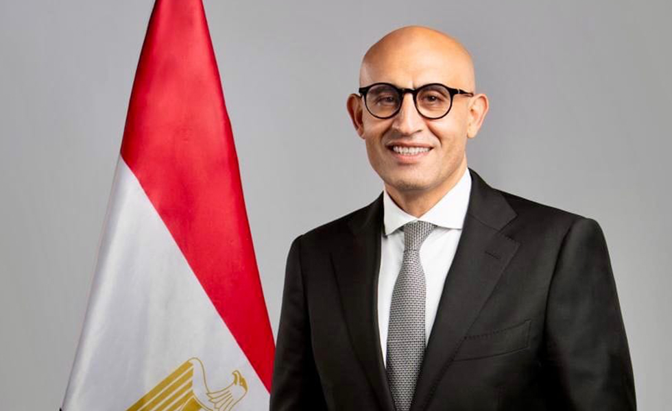 Egypt: Minister of Education honours top students at Nile International Schools