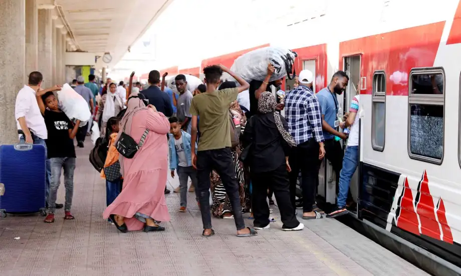 Egypt expands train service for Sudanese voluntary returns