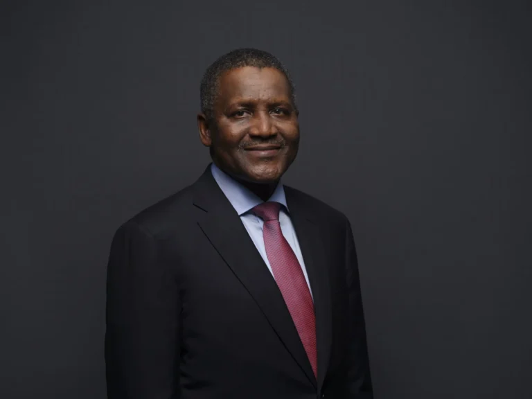 Nigeria Aliko Dangote loses $549 million in a single day as cement stocks plunge