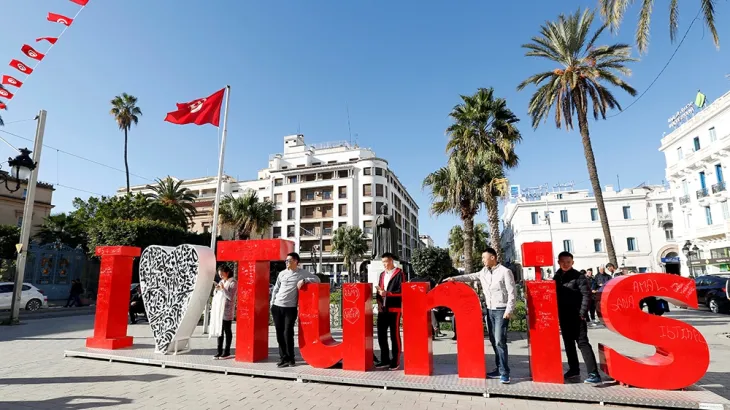 Tunisia: leading destination for Algerian tourists amid domestic shortcomings