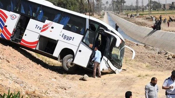 Egypt father and son killed in collision on hurghada–ras ghareb road