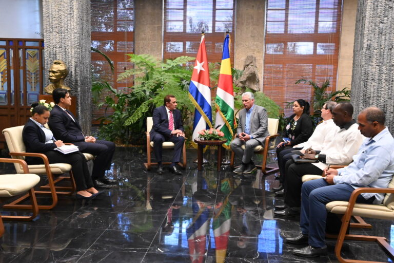 Gabon Cuba strengthen ties and call for end to embargo