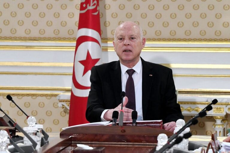 Tunisia: strengthens fiscal discipline with early debt repayments