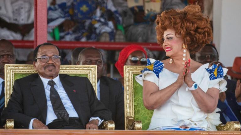 Cameroon: Paul Biya holds symbolic rally ahead of presidential election