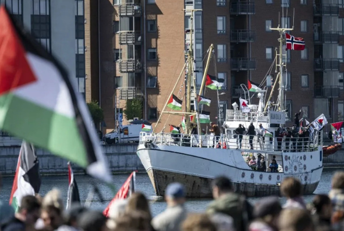 Tunisia condemns arrest of MP in humanitarian flotilla